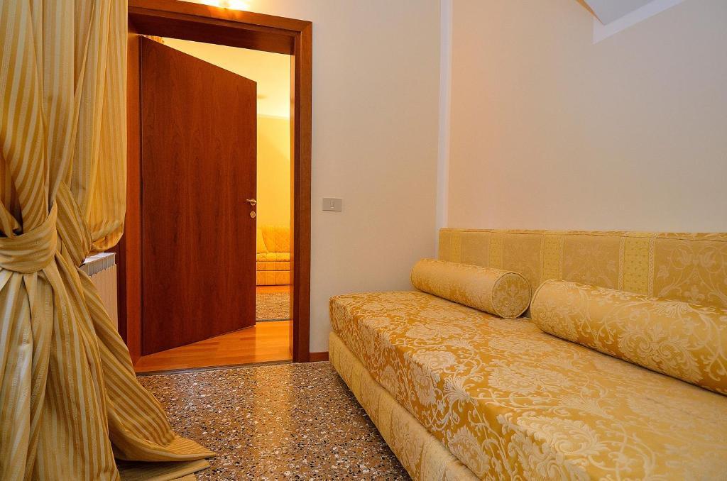 House 5286 * Venezia